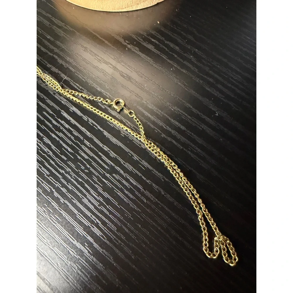 Vintage Gold Tone Oval Faux Tigers Eye Cabochon Pendant Necklace 24 Inch Chain
